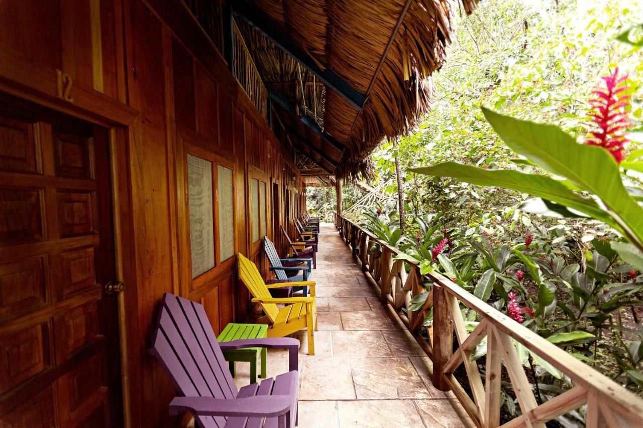 Jungle Lodge Tikal Hostal Exterior photo
